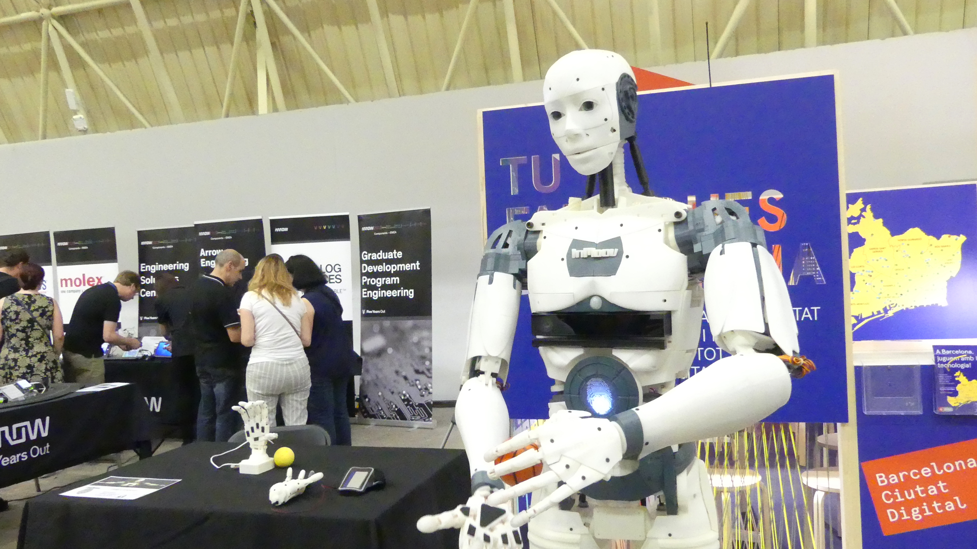 Robot hecho con impresora 3D, creación del escultor Gaël Langevin. FOTO: ANNA LLADÓ